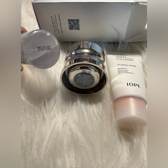 IOPE New BIO EXPERIENCE KIT - Picture 5 of 10